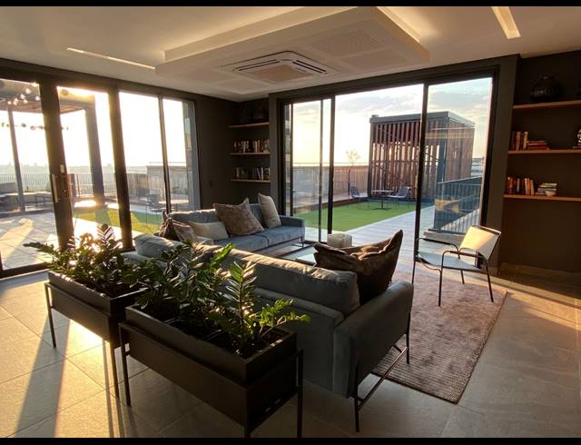 1 BEDROOM APARTMENT FOR SALE IN SANDOWN